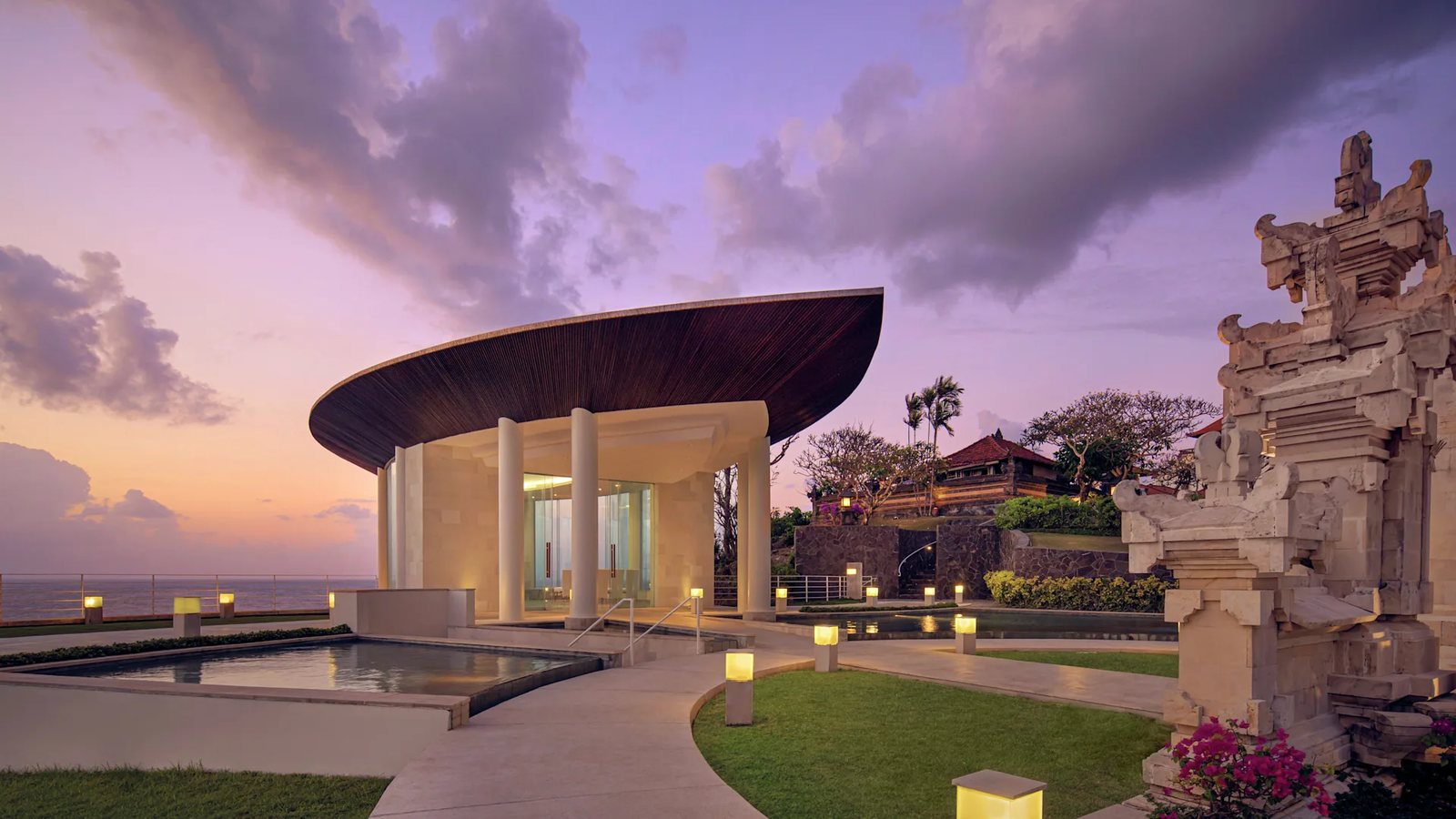 Luxury ocean-view hotel, Indonesia